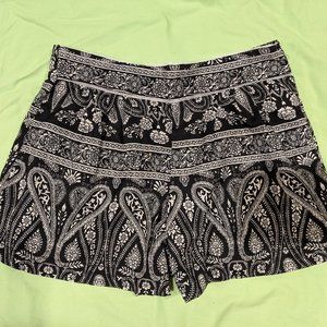 Black and White Flowy Shorts
